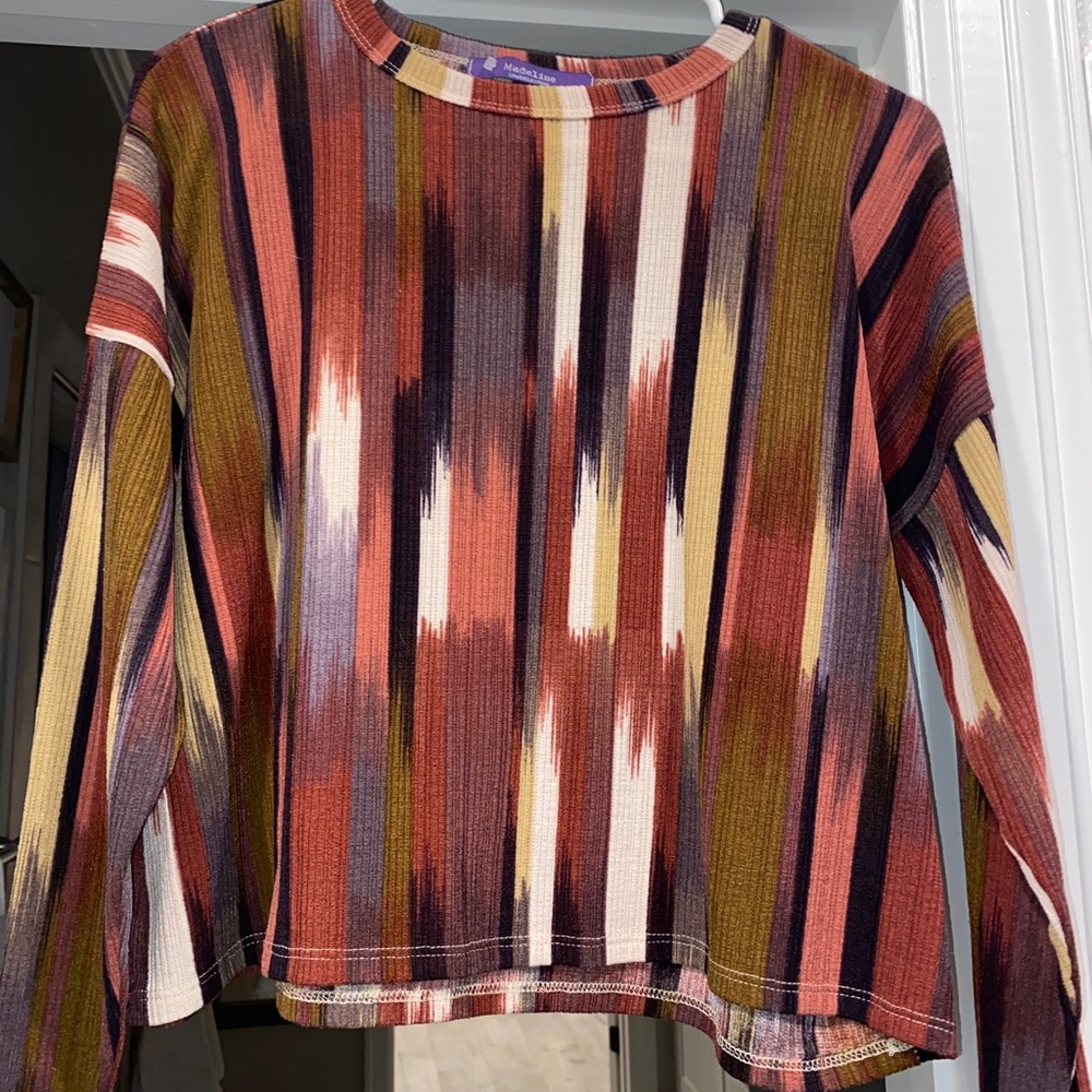 Long sleeve crop